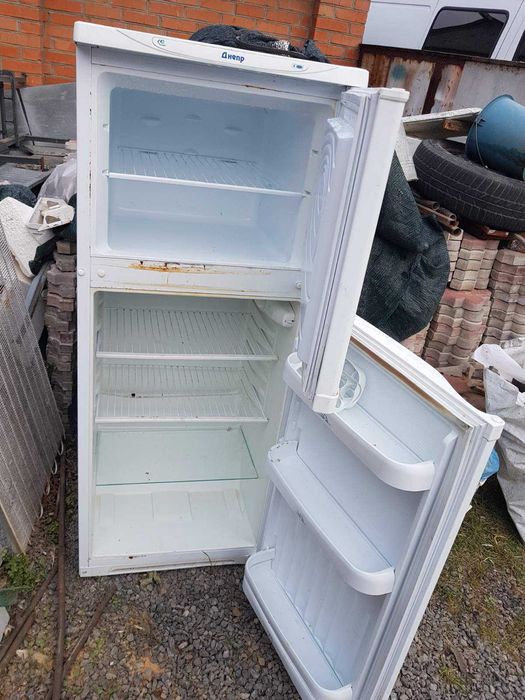 холодильник днепр  однокамерний полу-робочий