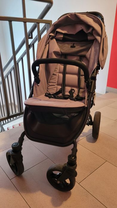 Sprzedam spacerówkę Valco Baby Snap 4