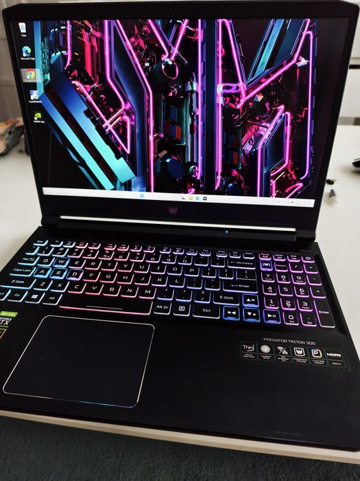 Laptop gamingowy Acer RTX 3080