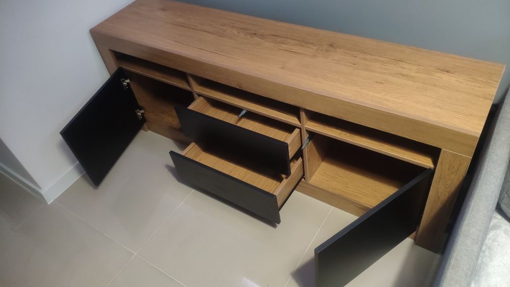 Szafka RTV Retro loft dąb mat czrny