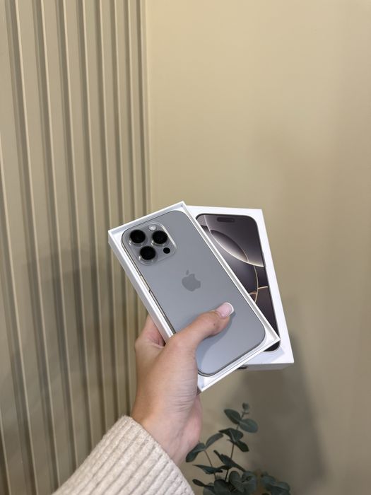 Used IPHONE 16 Pro 256 Natural Titanium Neverlock Дорошенка,28 IGrand