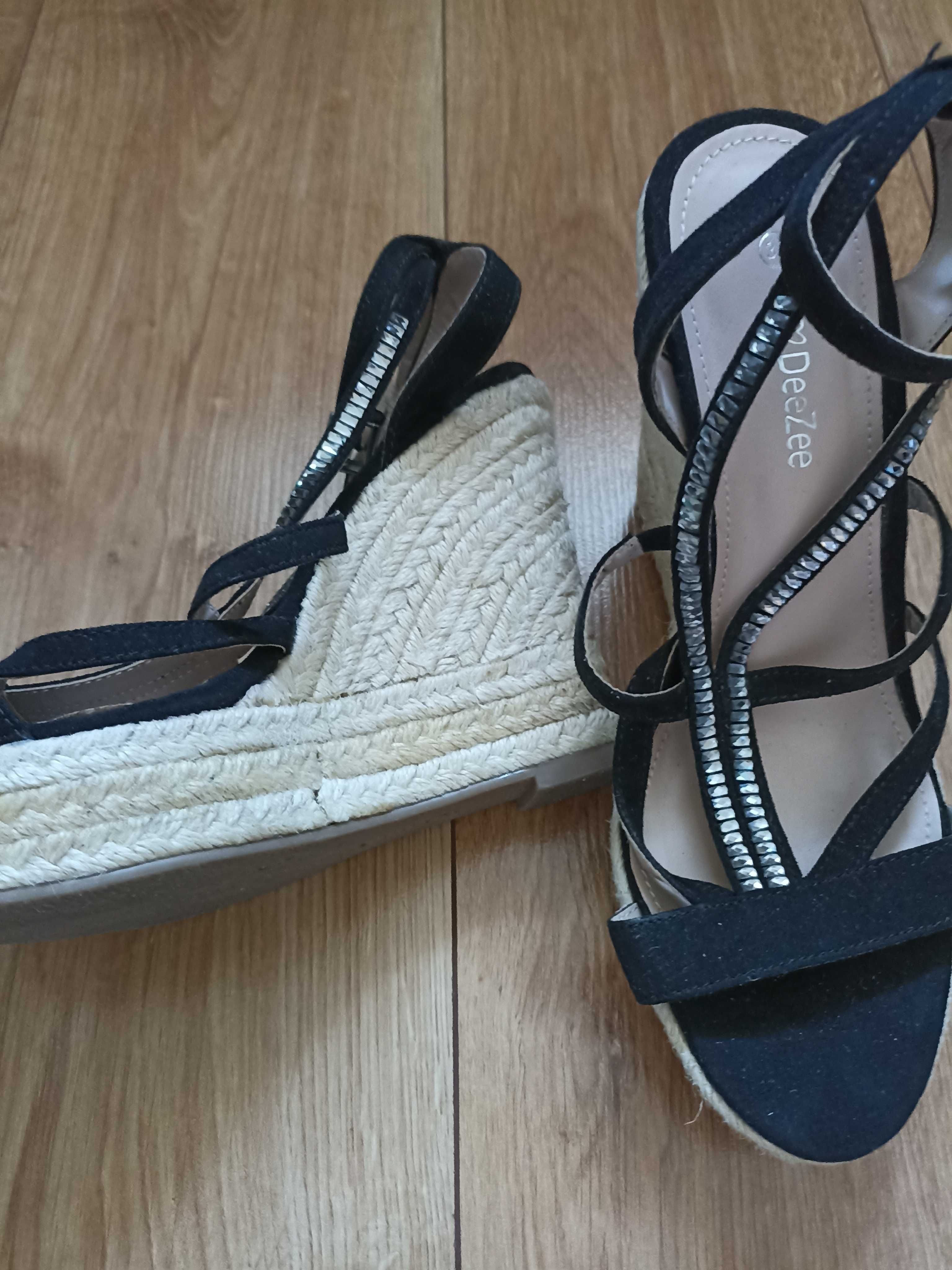 Buty damskie Sandały na koturnie rozmiar 38 DeeZee