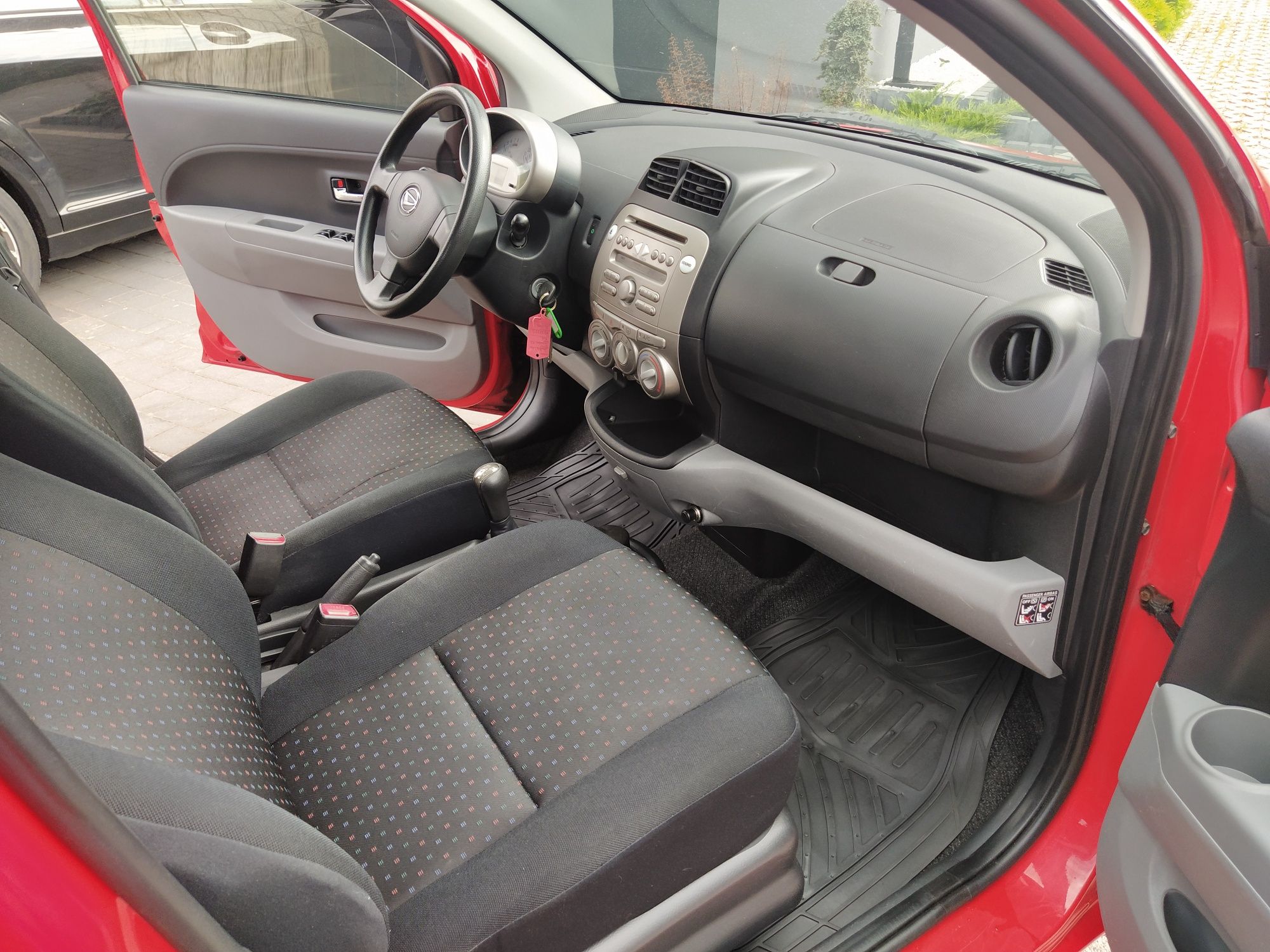 Daihatsu sirion 1.0 Ben. Toyoty 2011r klima elektryka