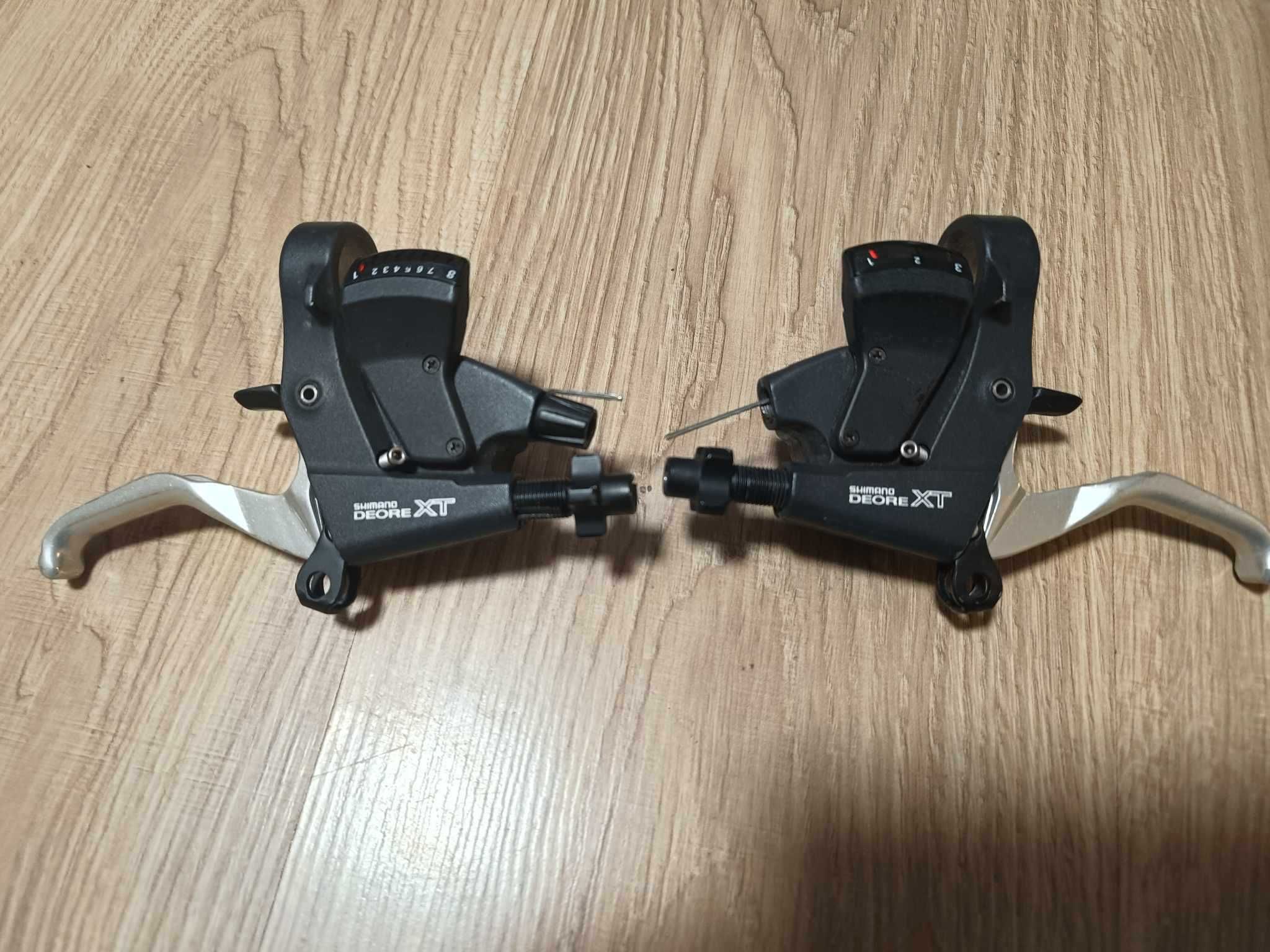 Klamkomanetki Shimano Deore XT M739 3x8 retro-rarytas 1995