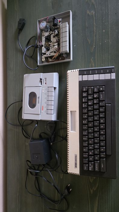 Atari  600XL magnetofon XC12 zasilacz