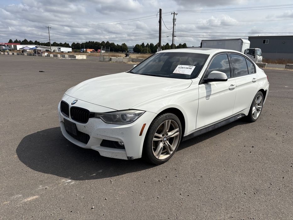 BMW 328d F30 2.0 дизель в дорозі