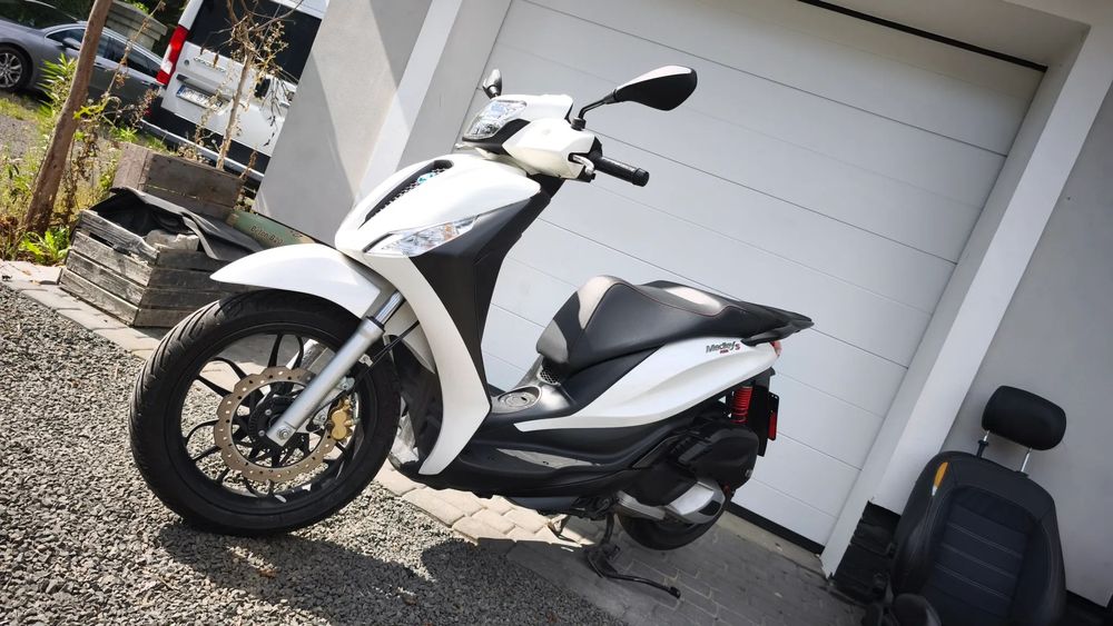 Piaggio Medley 125 S ABS idealny do miasta, polift, zadbany