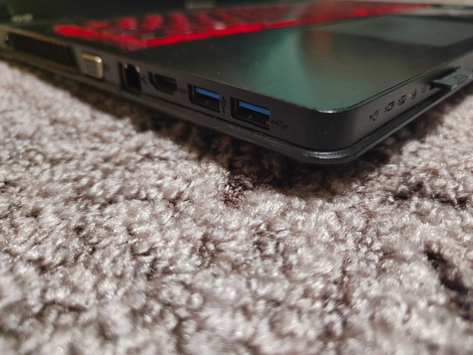 Lenovo IdeaPad Y510p | Intel Core i7 | 16GB DDR3 | 1TB SSD | JBL