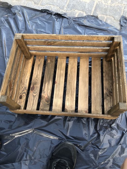 Drewniane łóżeczko dla psa/kota z poduszkom