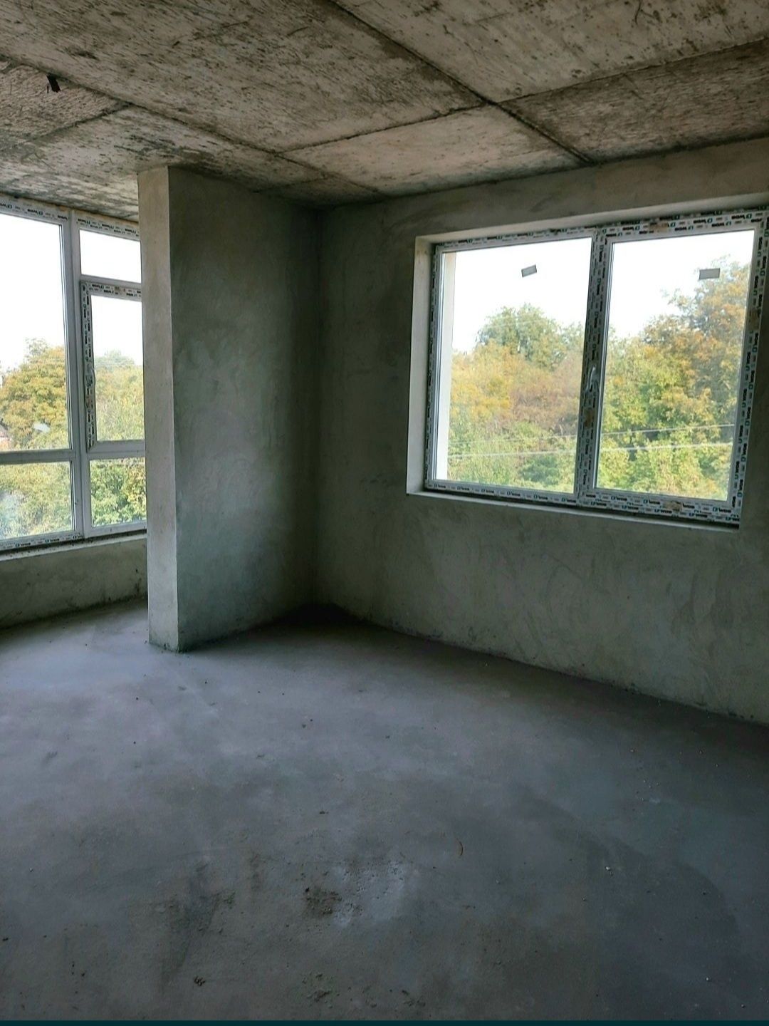Продаж 2 кімнатної квартири 73 м.кв. новобуд у Дублянах від власника.