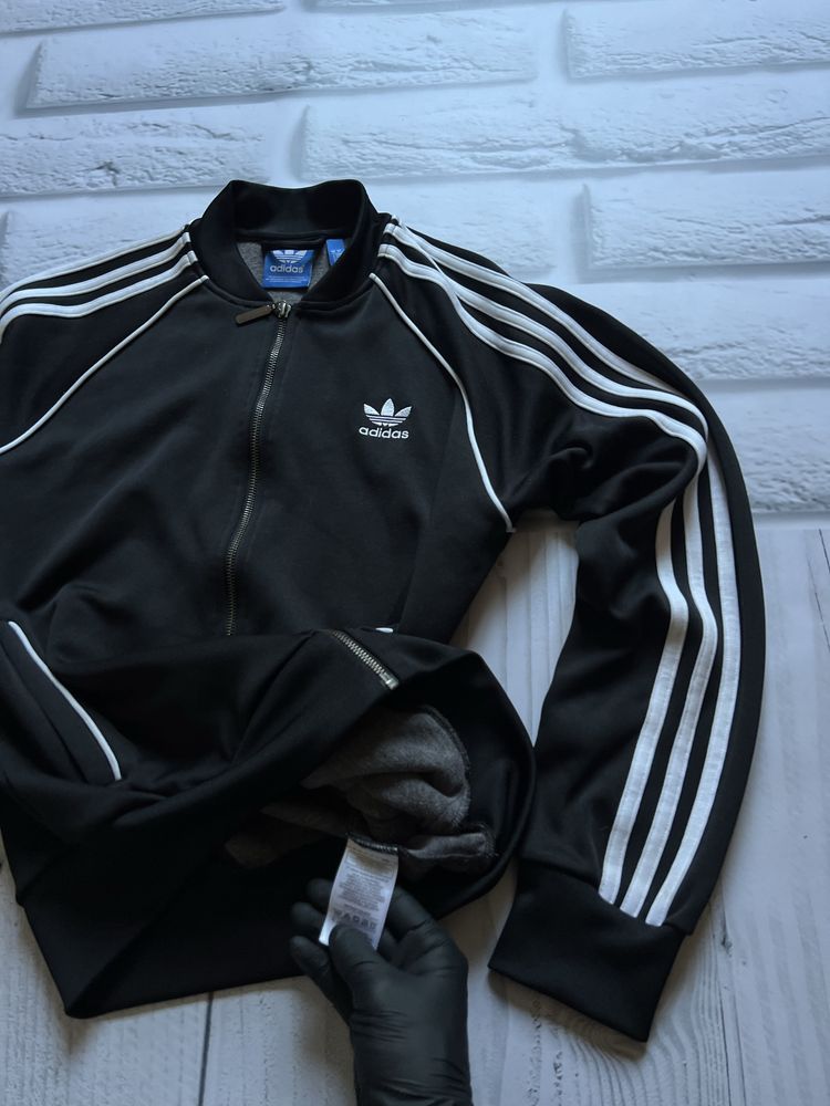 Олимпийка Adidas M-L оригинал