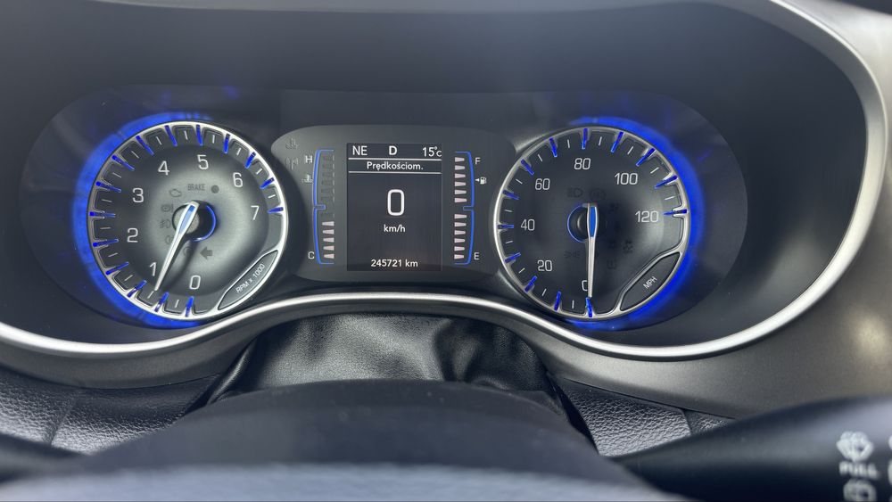 Chrysler Pacyfica ll rok 2020 wersja 7 osobowa 3,6 benzyna