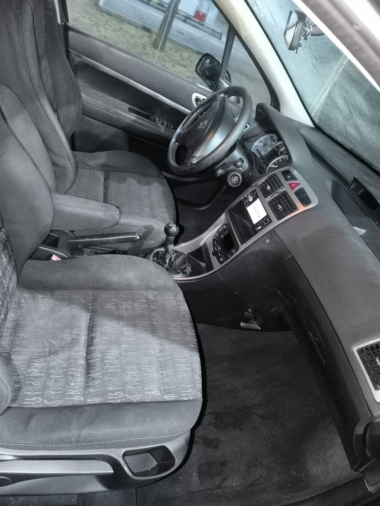 Peugeot 307 1.4hdi em bom estado