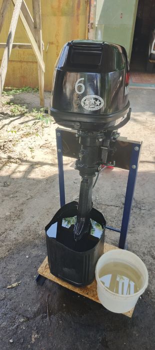 Лодочный мотор Ниссан Марин 6 4такта