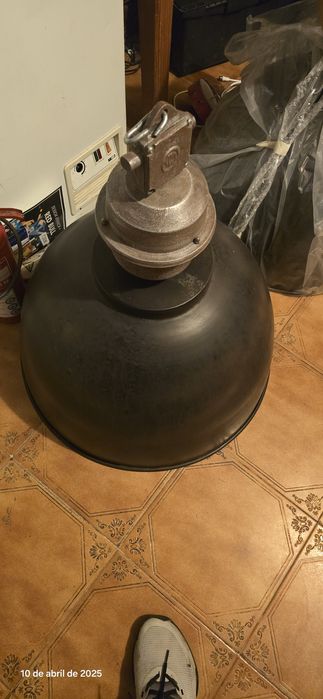 Candeeiros rústicos