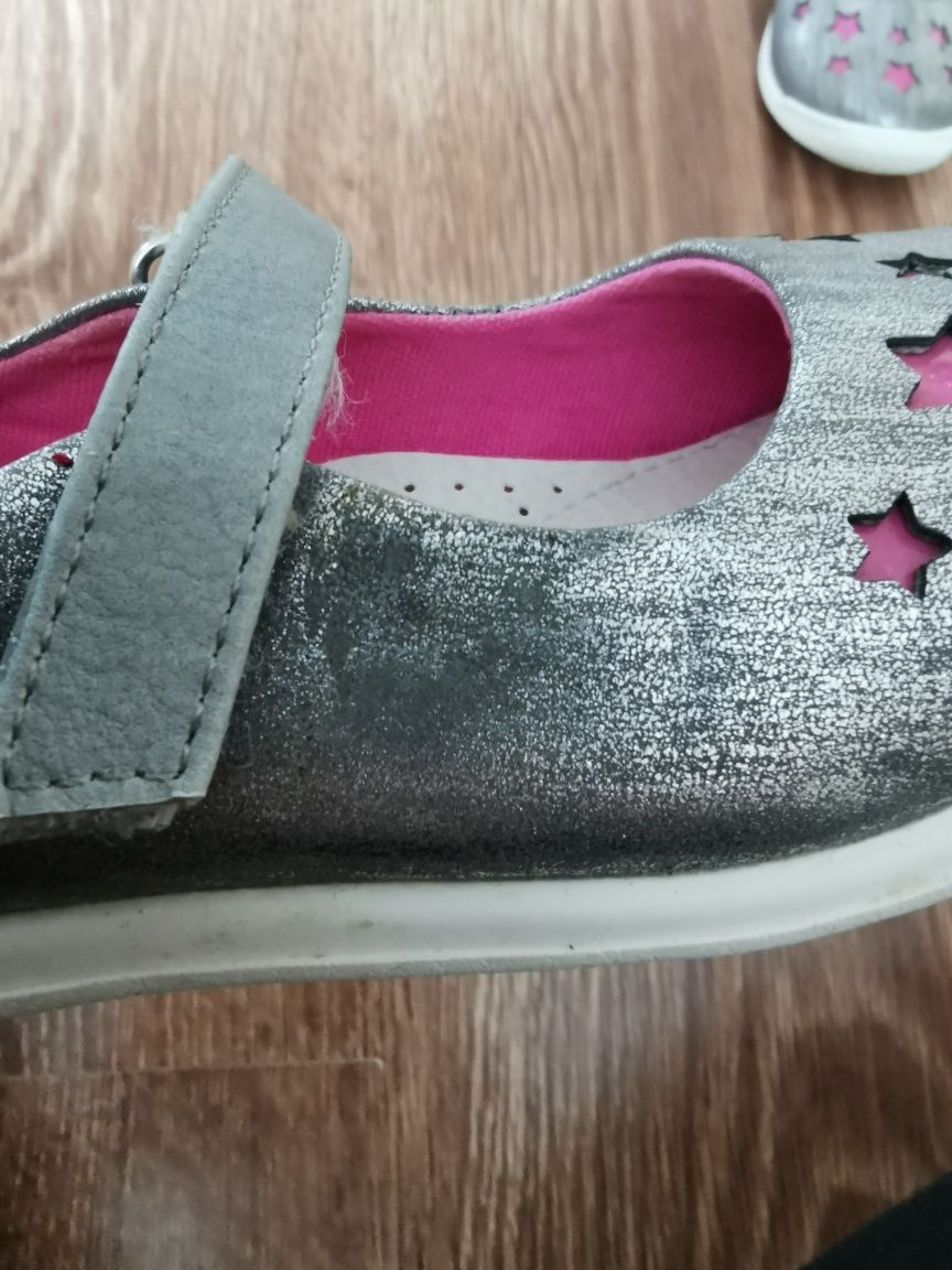 Buty, półbuty dziewczęce roz. 25