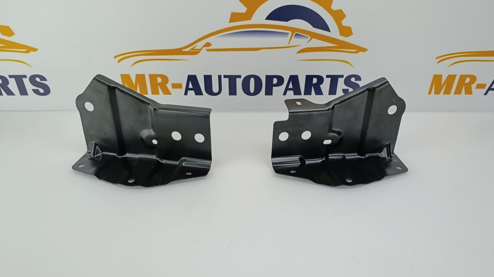 Кронштейн підсилювача (саблі) правий лівий Tesla Model 3 Highland