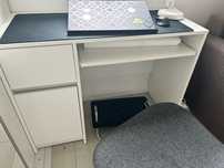 Biurko z fotelem IKEA