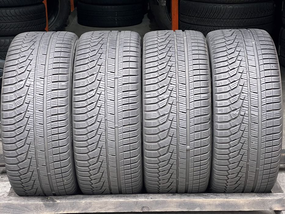 Шины зимние 245/45/R17 Hankook Winter IceptEvo2