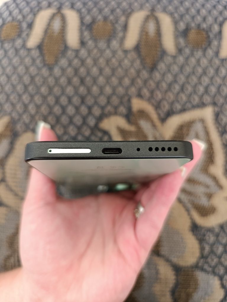 Телефон Redmi not 13