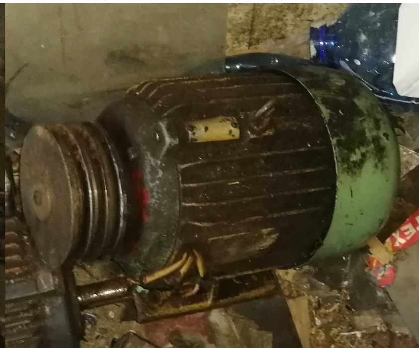 Електромотор АО2-32-4