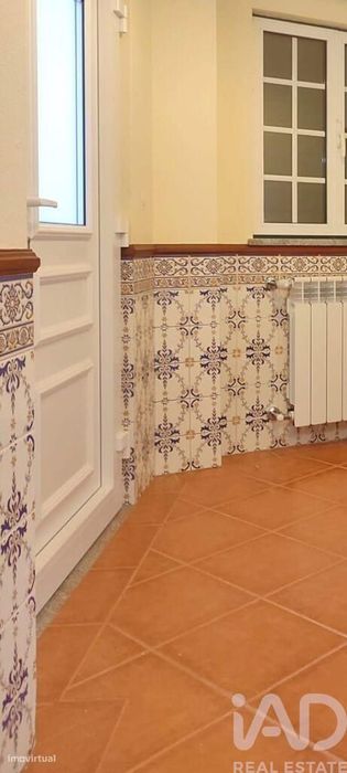 Casa T4 em Oliveira do Hospital e São Paio de Gramaços de 109,00 m2