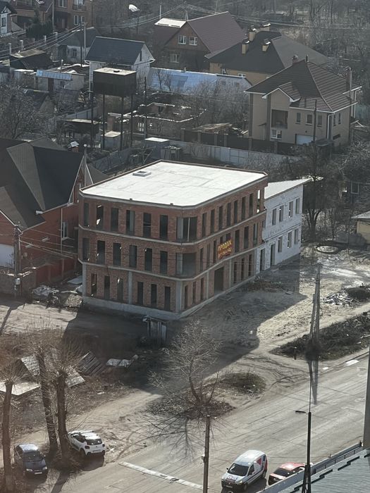 Боярка продаж будівлі Фасад 500квм + парковка