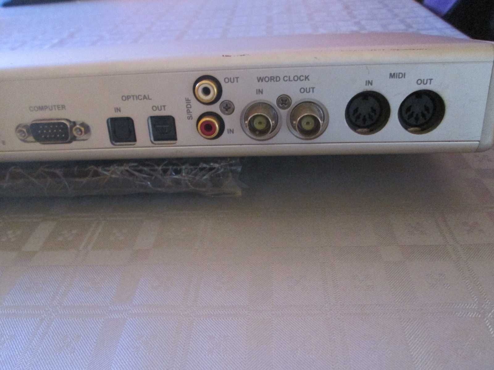 Interface audio placa de som Echo Layla 3G.  8 entradas 8 saídas.