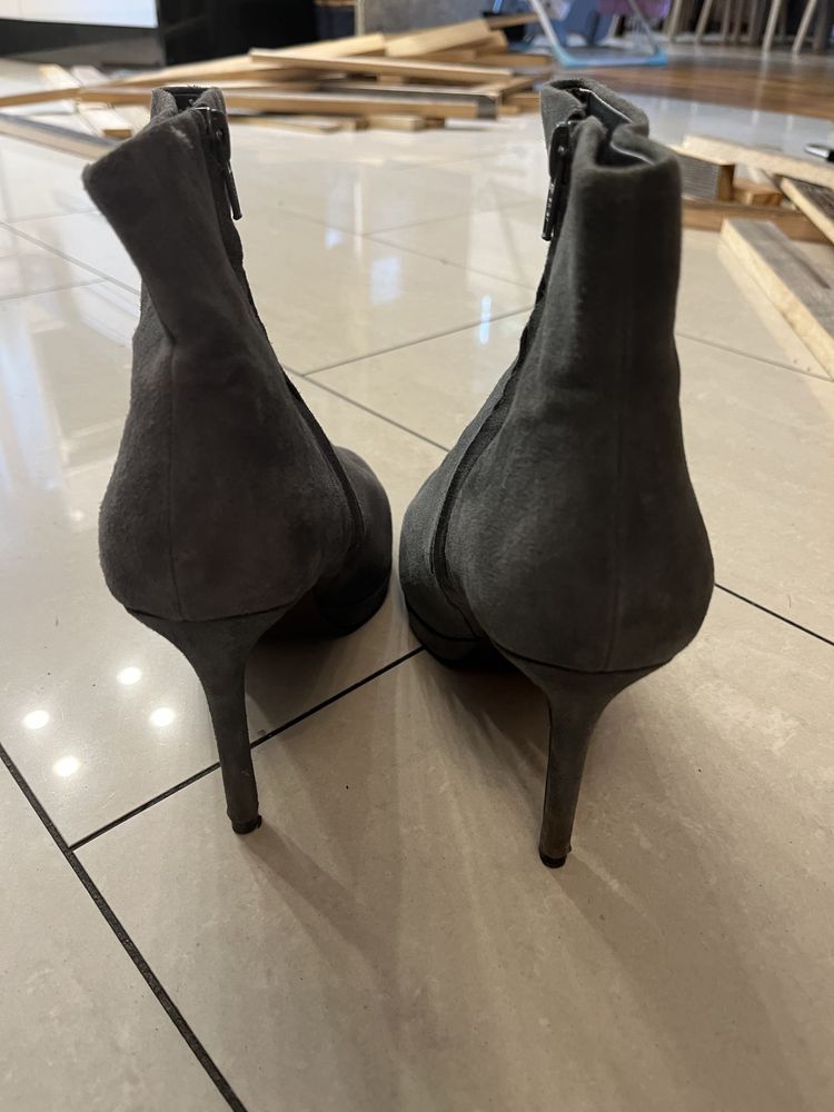 Buty damskie, skorzane Zara