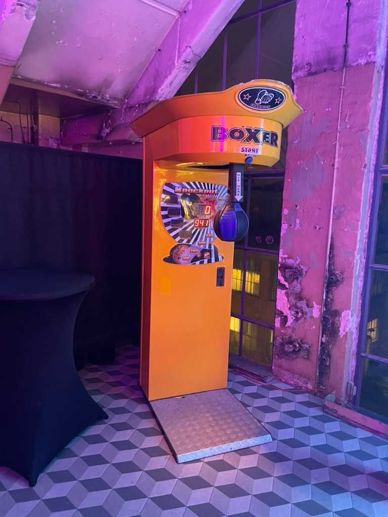 Automaty Retro, Arcade konsole do gier, Flipper wynajem na event