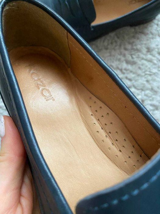 Жіночі класичні мокассини відомого бренду Kazar