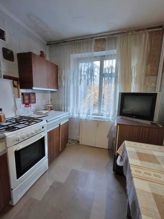 Продам 2-кімн.кв-ру на ж/м Тополя