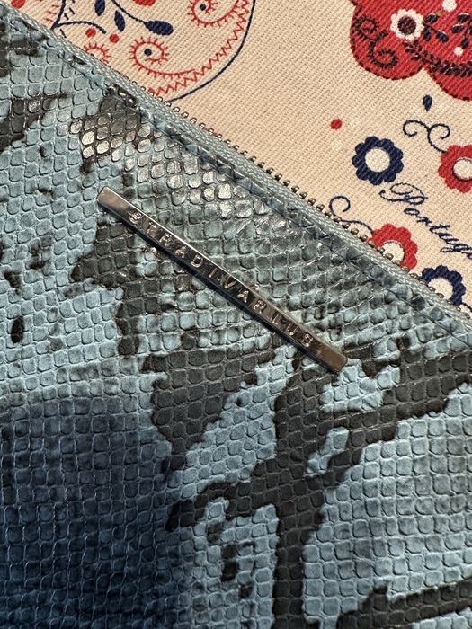 Carteira super espaçosa