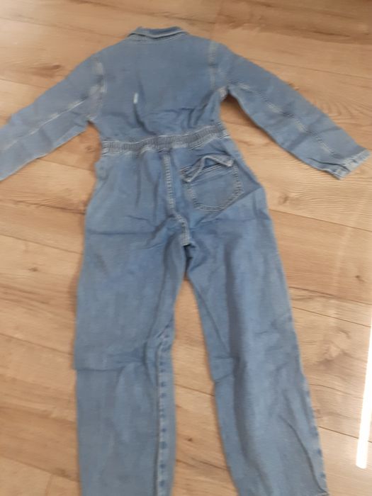 Kombinezon jeansowy r. 134 Zara