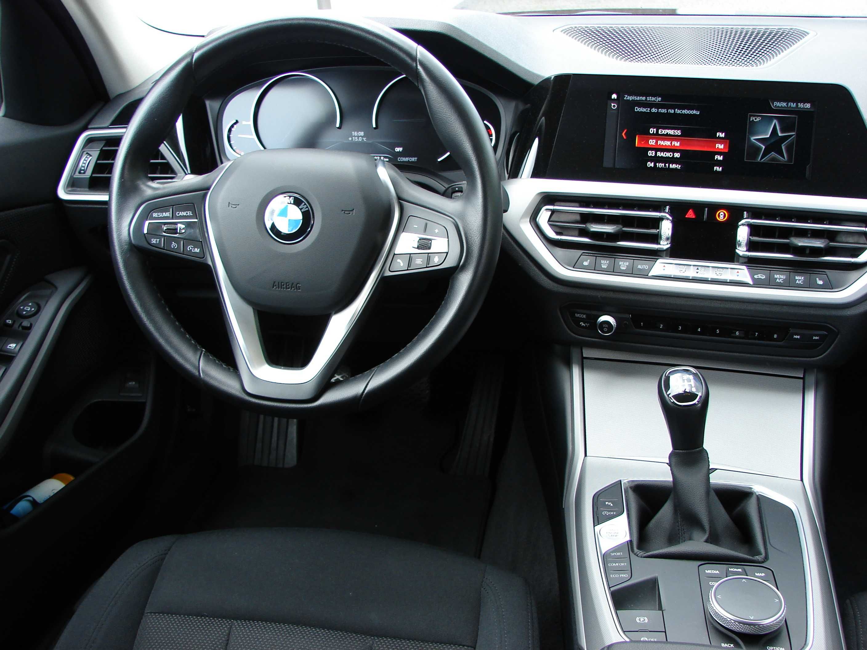 BMW Seria G21 318d Advantage, bezwypadkowy