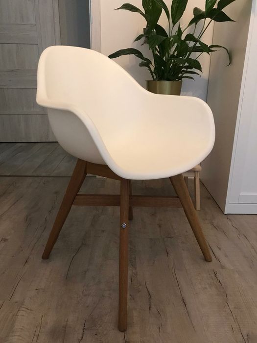 Prawie nowe krzesło skandynawskie fotel Ikea