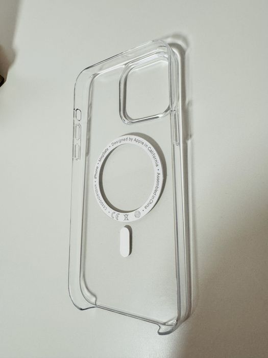 Чохол Apple Clear Case with MagSafe на iPhone 14 pro max
