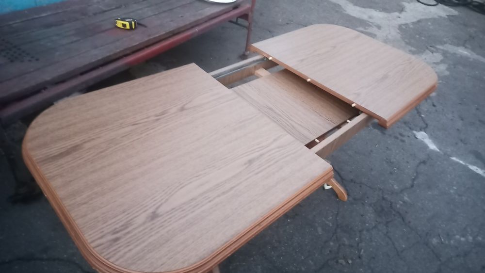 Продам стол трансформер.