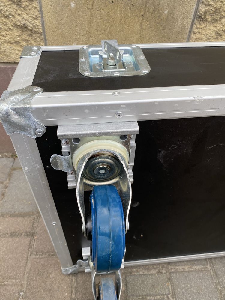 Кейс рековый на колесах Penn Fabrication Protechnic Cases USA