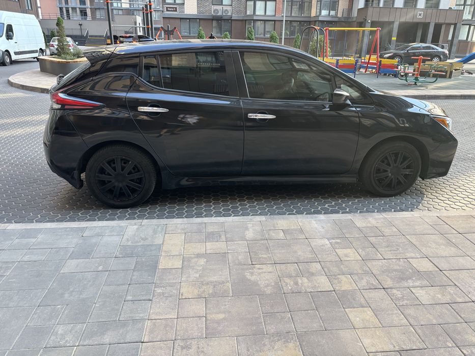 Nissan leaf 2018