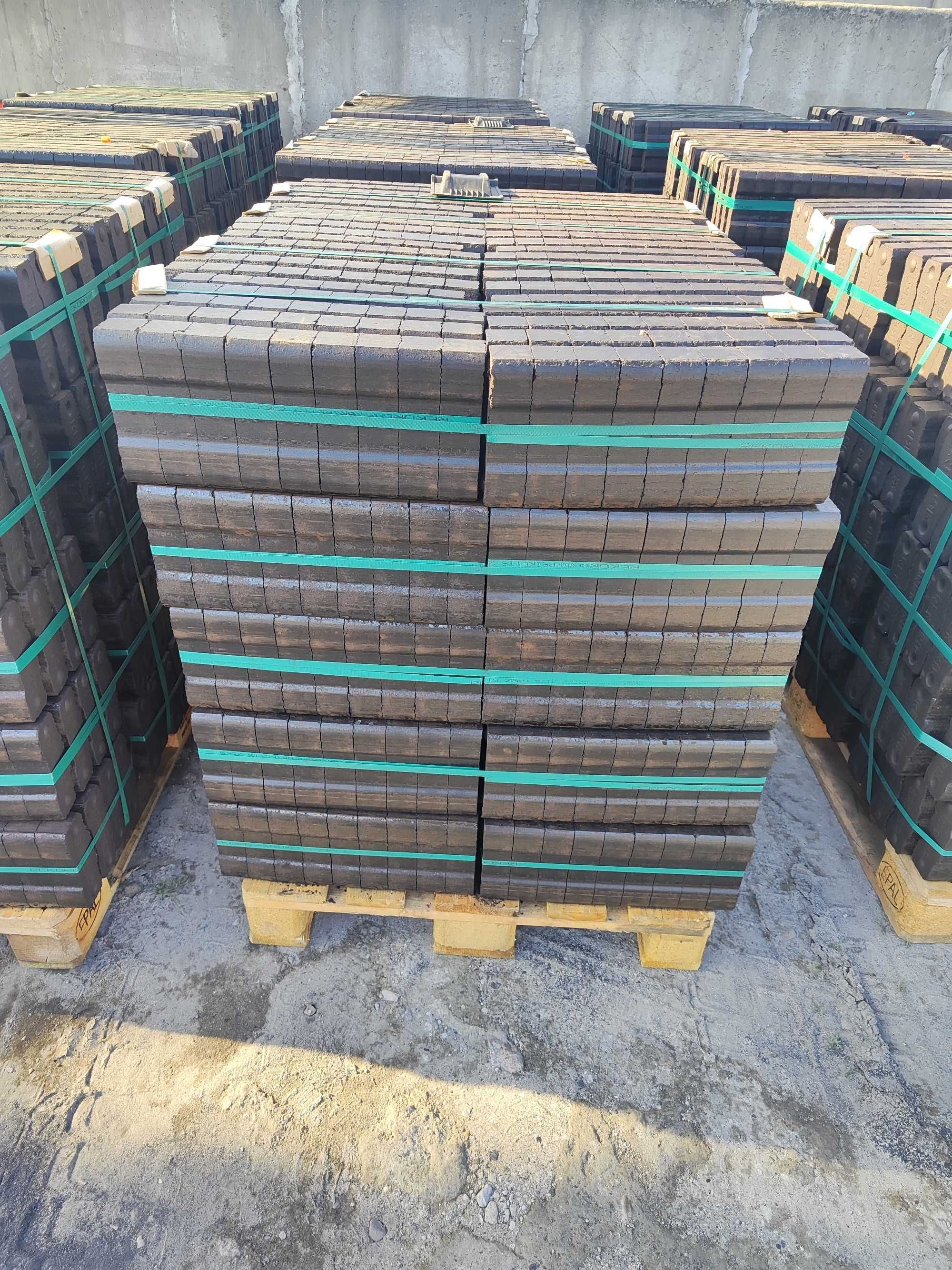 BRYKIET REKORD 1000kg Paleta 1400zł