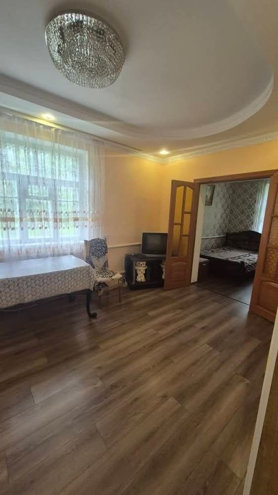 Продам окремий будинок , в р-ні Міської лікарні