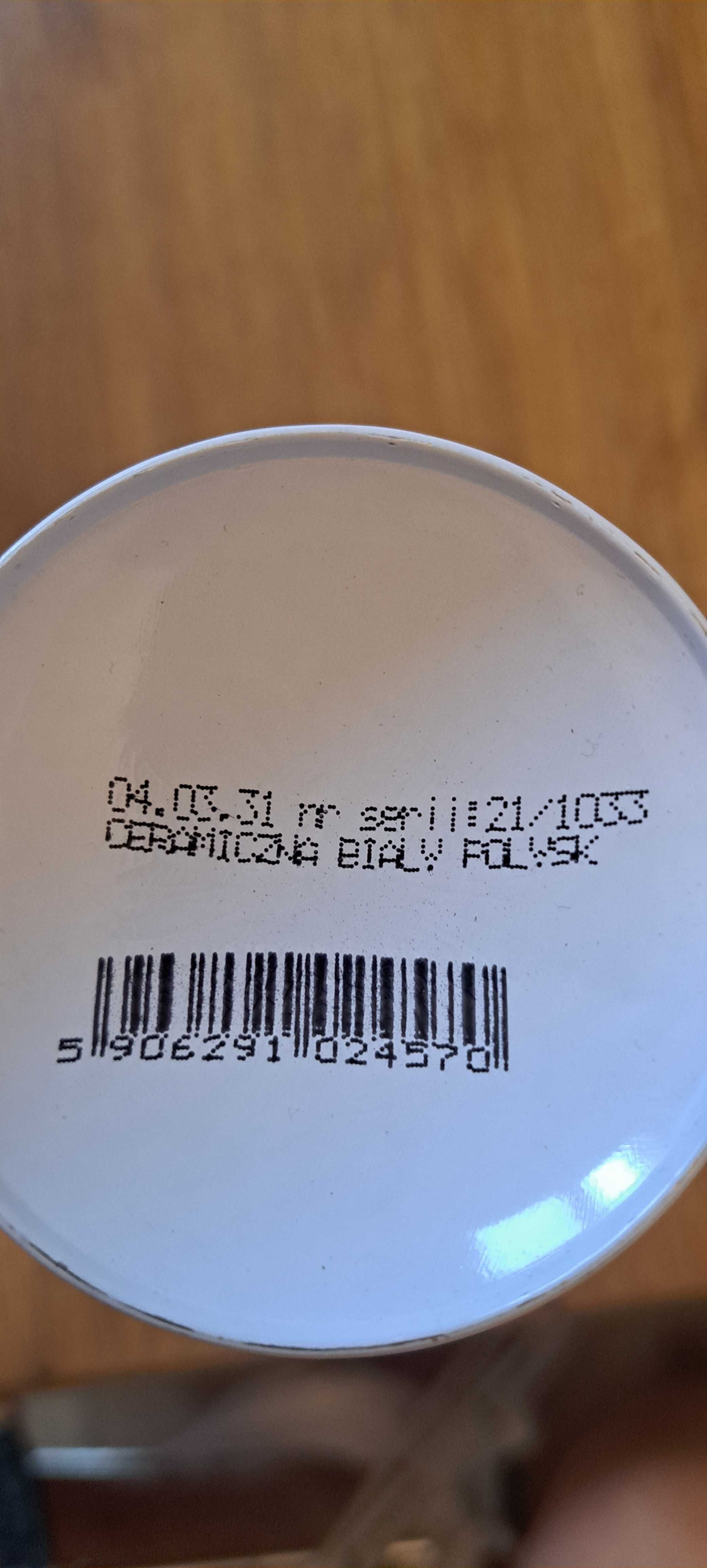 Biała farba emalia