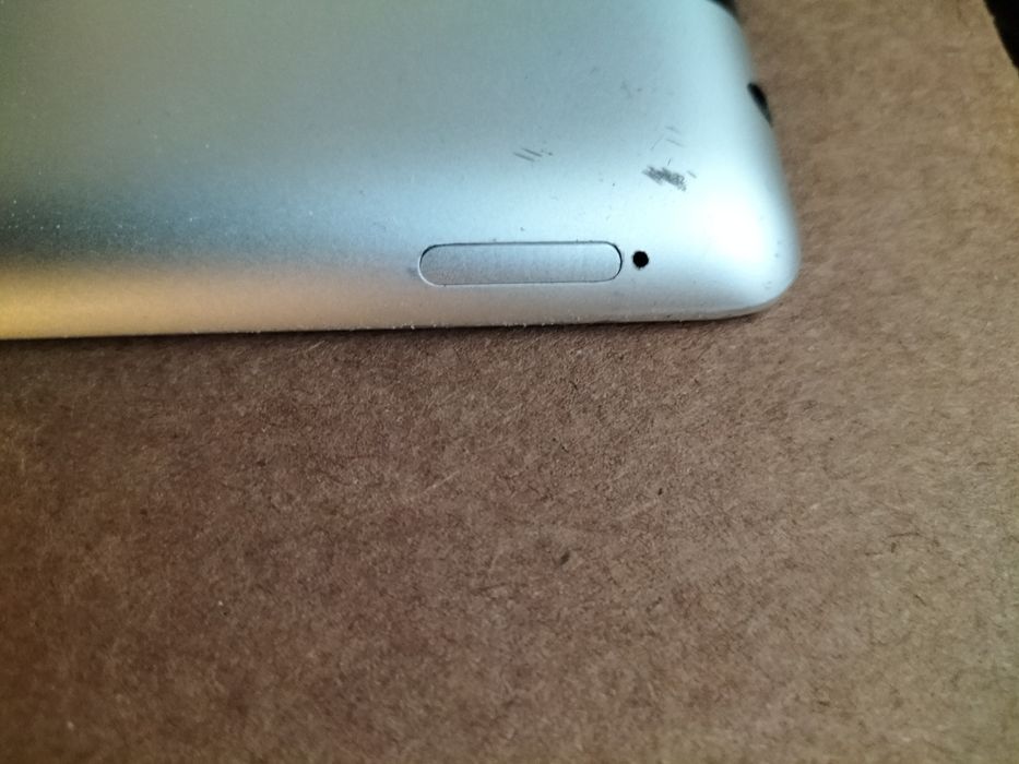 iPad 2 MC774RSJ2 -32gb