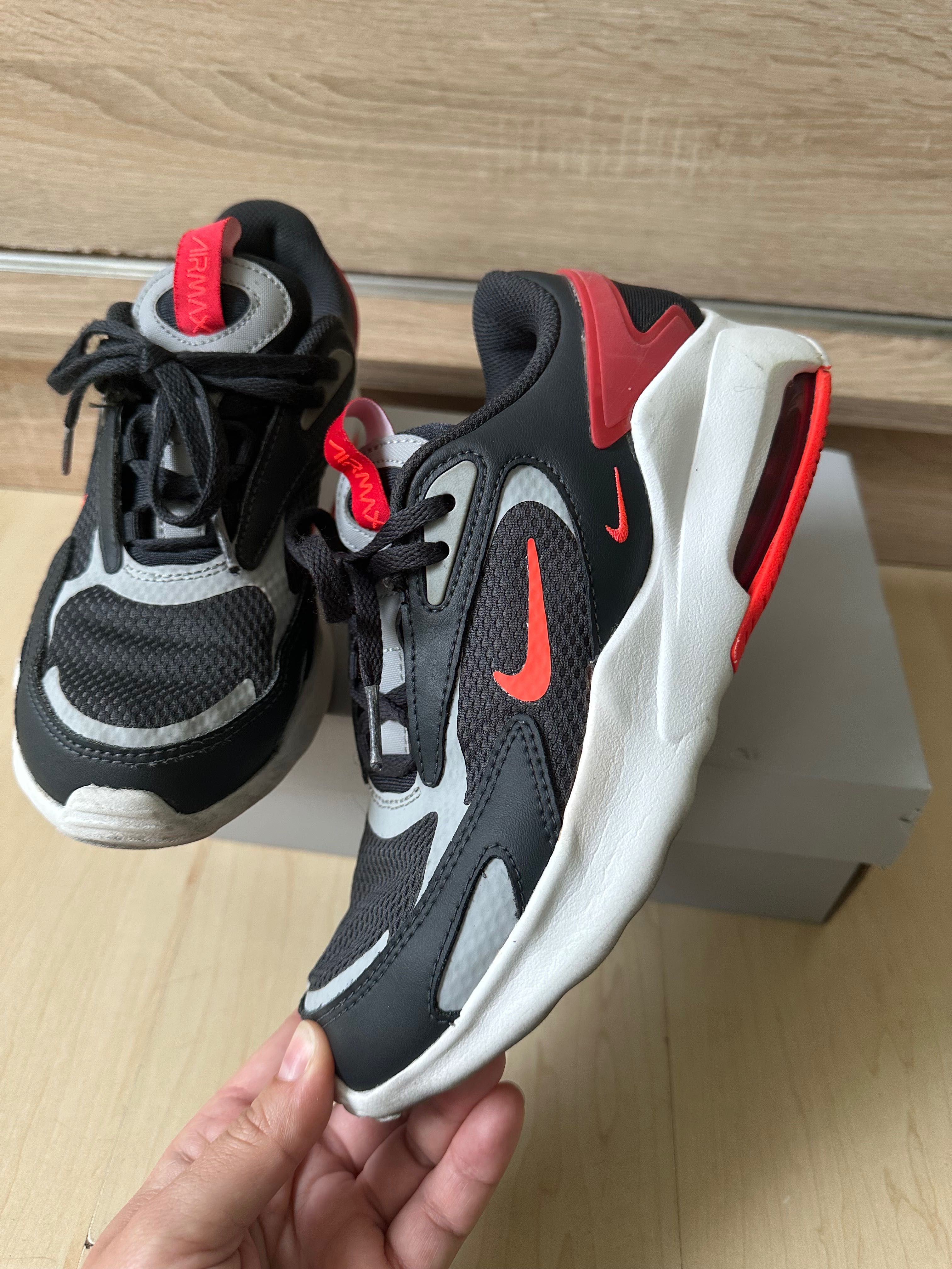 NIKE AIR MAX BOLT buty Adidasy 36,5