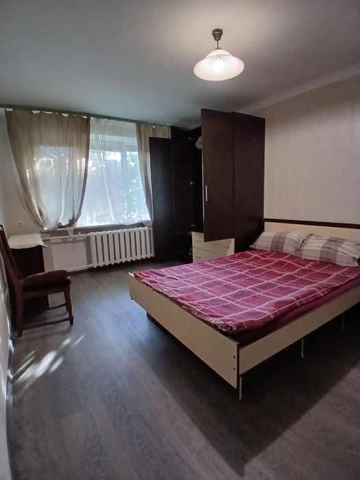 Здам 2-Х ВІЙСЬКОВИМ, ЦУМ,Михайлівська,,любий термін