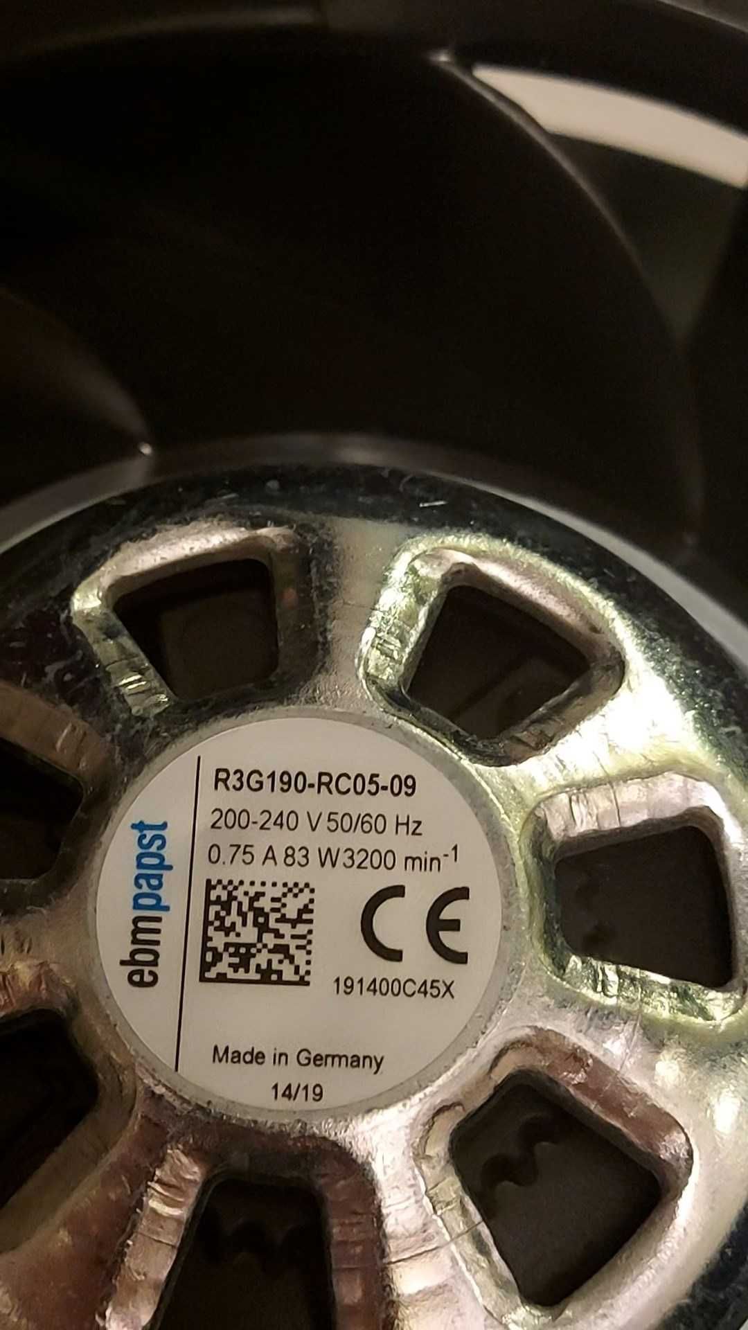 Wentylator promieniowy firmy Ebm Papst 3200 obr/min