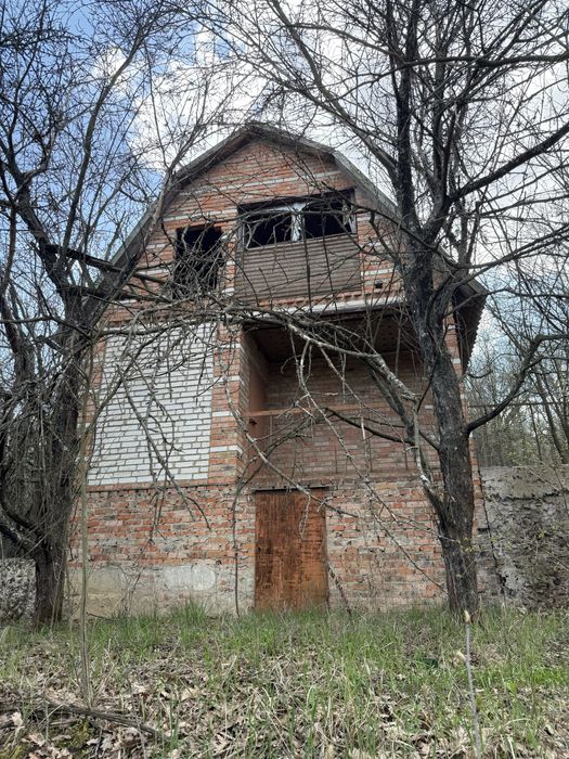 Продам два дома