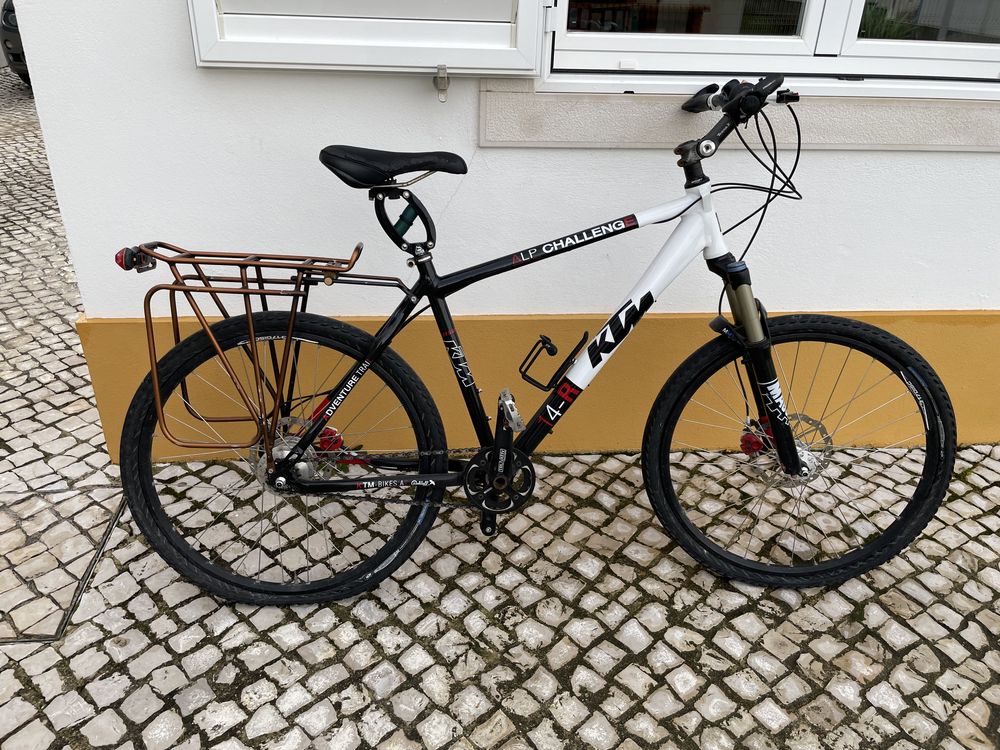 Bicicleta KTM Alp Challenge com cubo Rohoff