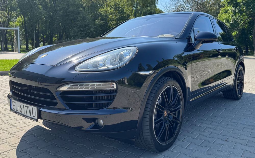 Porsche Cayenne Stan bdb - wszystko sprawne. Bogata wersja wyposażenia.